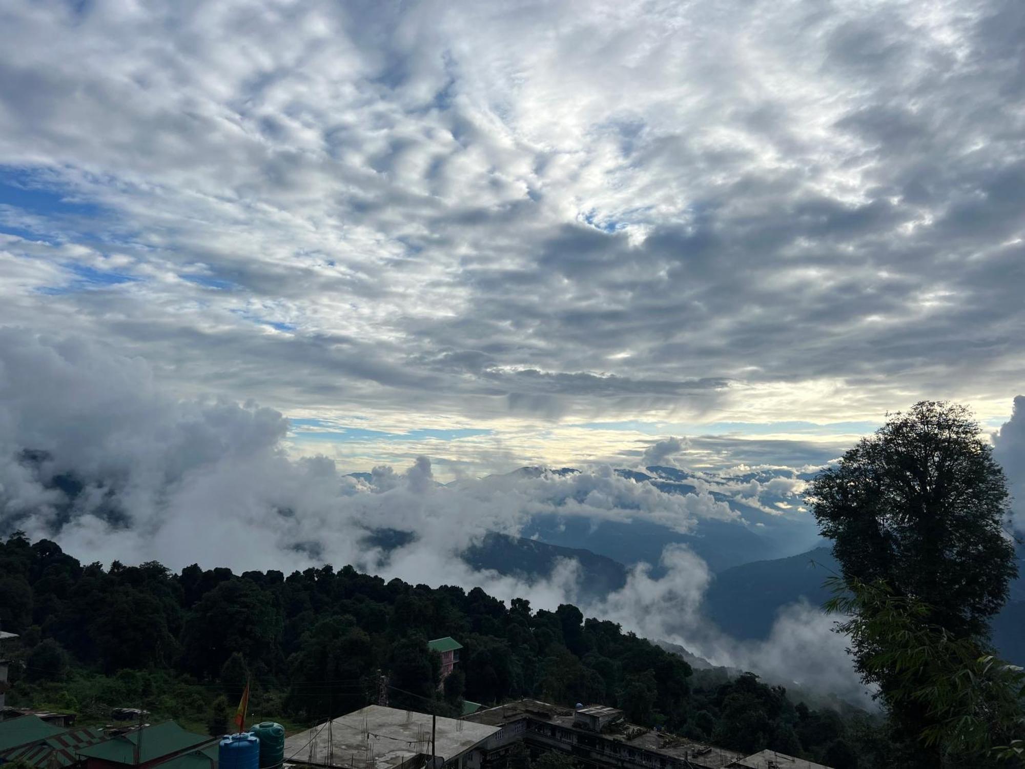 Hangkhim Homestay Ravangla Exterior photo